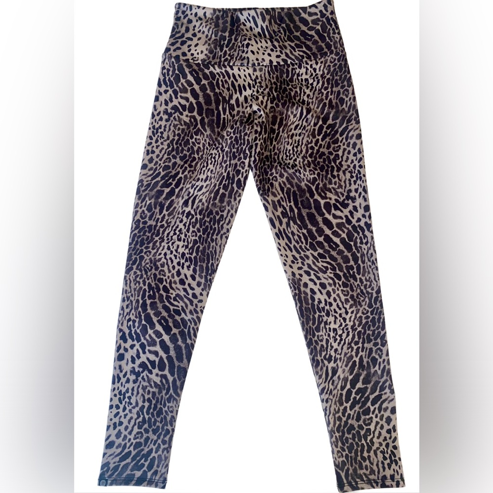 Onzie from Pure Barre Animal Print Yoga Leggings Pants Women’s Size Large
